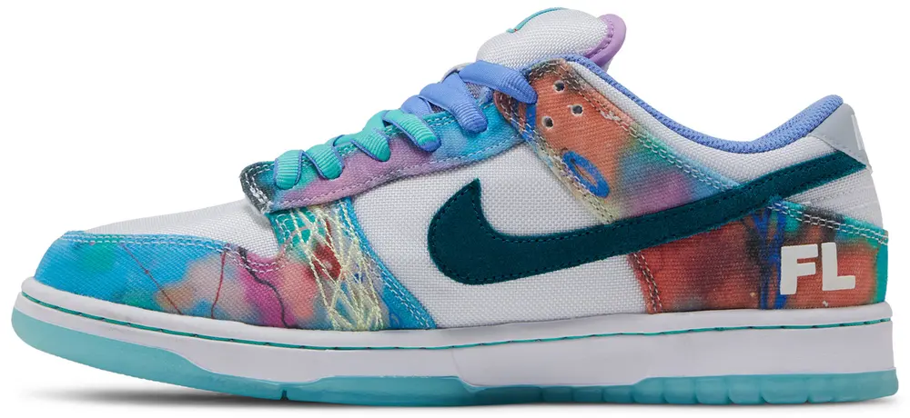 Futura Laboratories x Nike Dunk Low SB Bleached Aqua - immagine 3