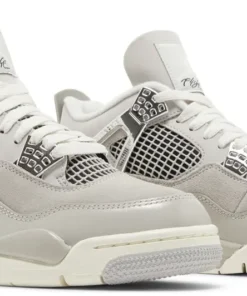 Alternative view of Air Jordan 4 Retro Frozen Moments