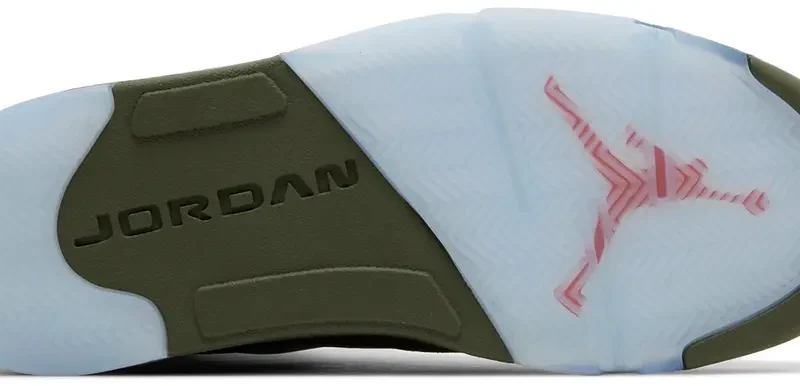 Alternative view of Air Jordan 5 Retro Olive (2024)