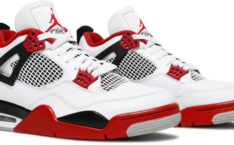 Alternative view of Air Jordan 4 Retro OG Fire Red