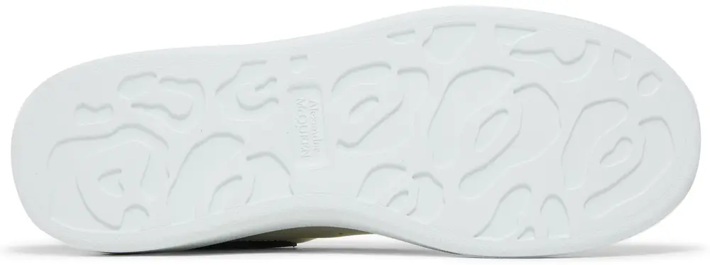 Alexander McQueen Oversized Sneaker 'White Black' - immagine 5