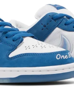 Alternative view of Born x Raised x Nike Dunk Low SB One Block at a Time