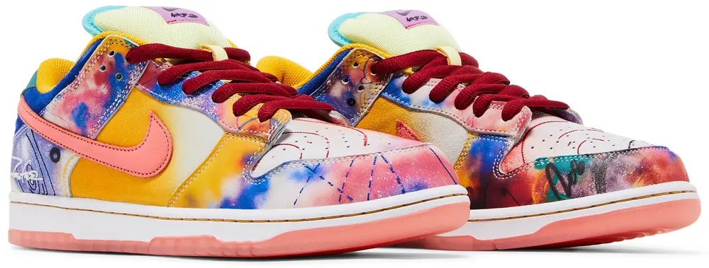 Nike Futura Laboratories x Dunk Low SB Sunblush - immagine 2