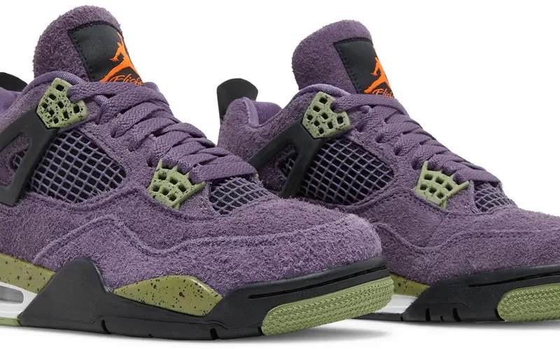 Alternative view of Air Jordan 4 Retro Canyon Purple