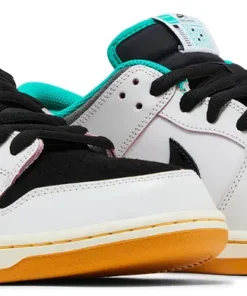 Alternative view of CSEF x Nike Dunk Low SB White Clear Emerald