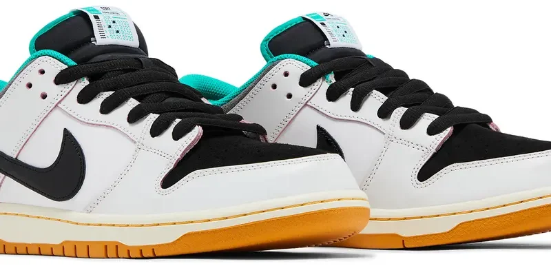 Alternative view of CSEF x Nike Dunk Low SB White Clear Emerald