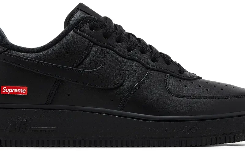 Supreme x Nike Air Force 1 Low