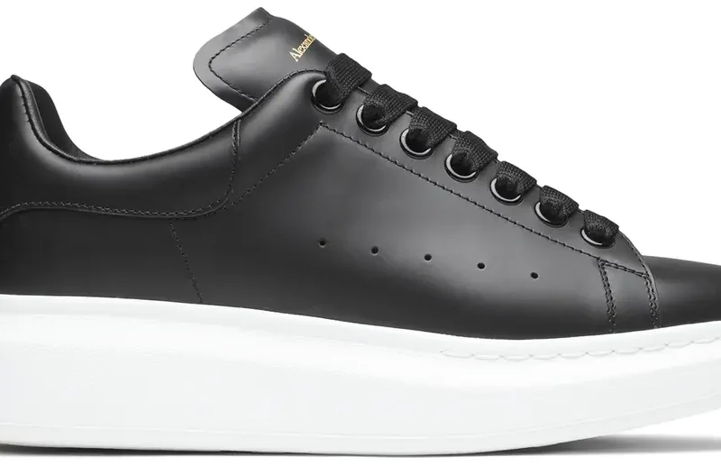 Alexander McQueen Oversized Sneaker Black