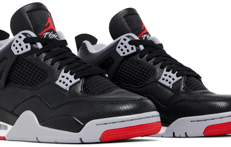 Alternative view of Air Jordan 4 Retro 'Bred Reimagined'