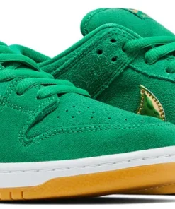 Alternative view of Nike Dunk Low SB St. Patrick’s Day