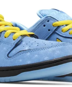 Alternative view of The Powerpuff Girls x Nike Dunk Low Pro SB QS Bubbles