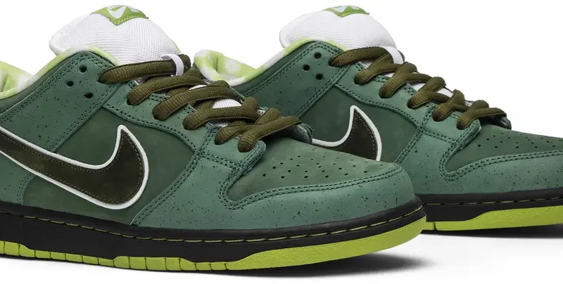 Alternative view of Concepts x Nike Dunk Low SB Green Lobster